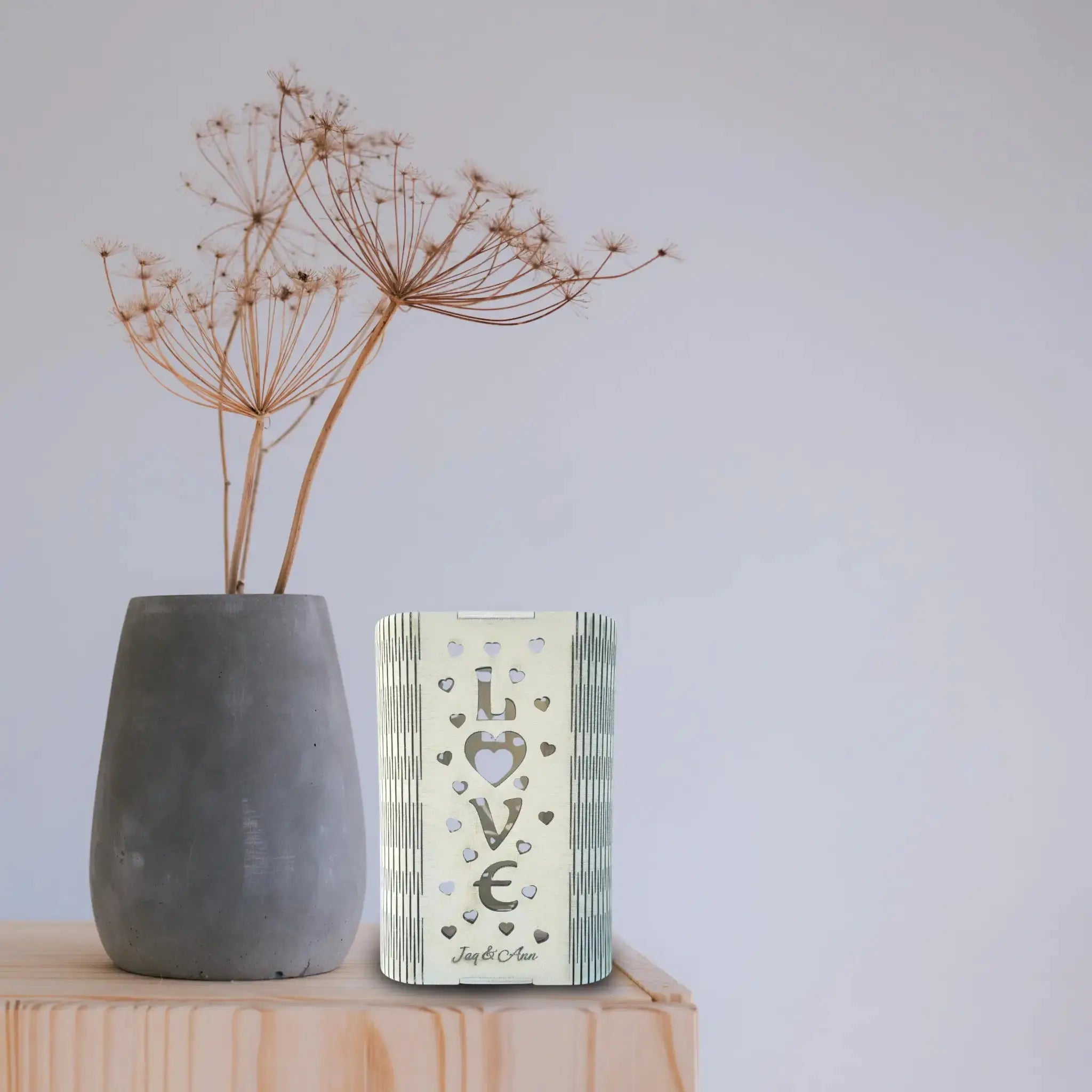 Love Design Tealight Lantern Burn Wow