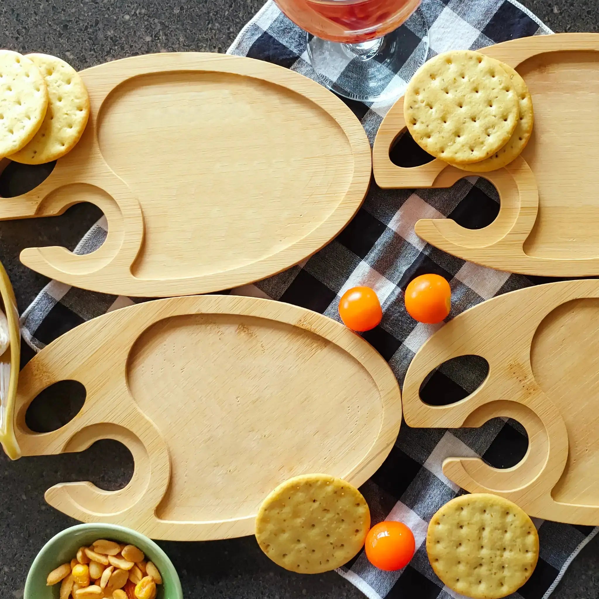 Wine Designs Oval Snack Trays (Set of 2) Burn Wow